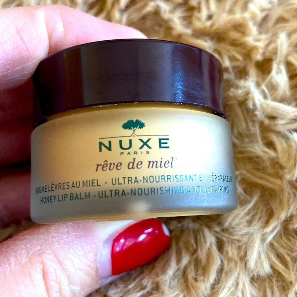 Nuxe honey lip balm